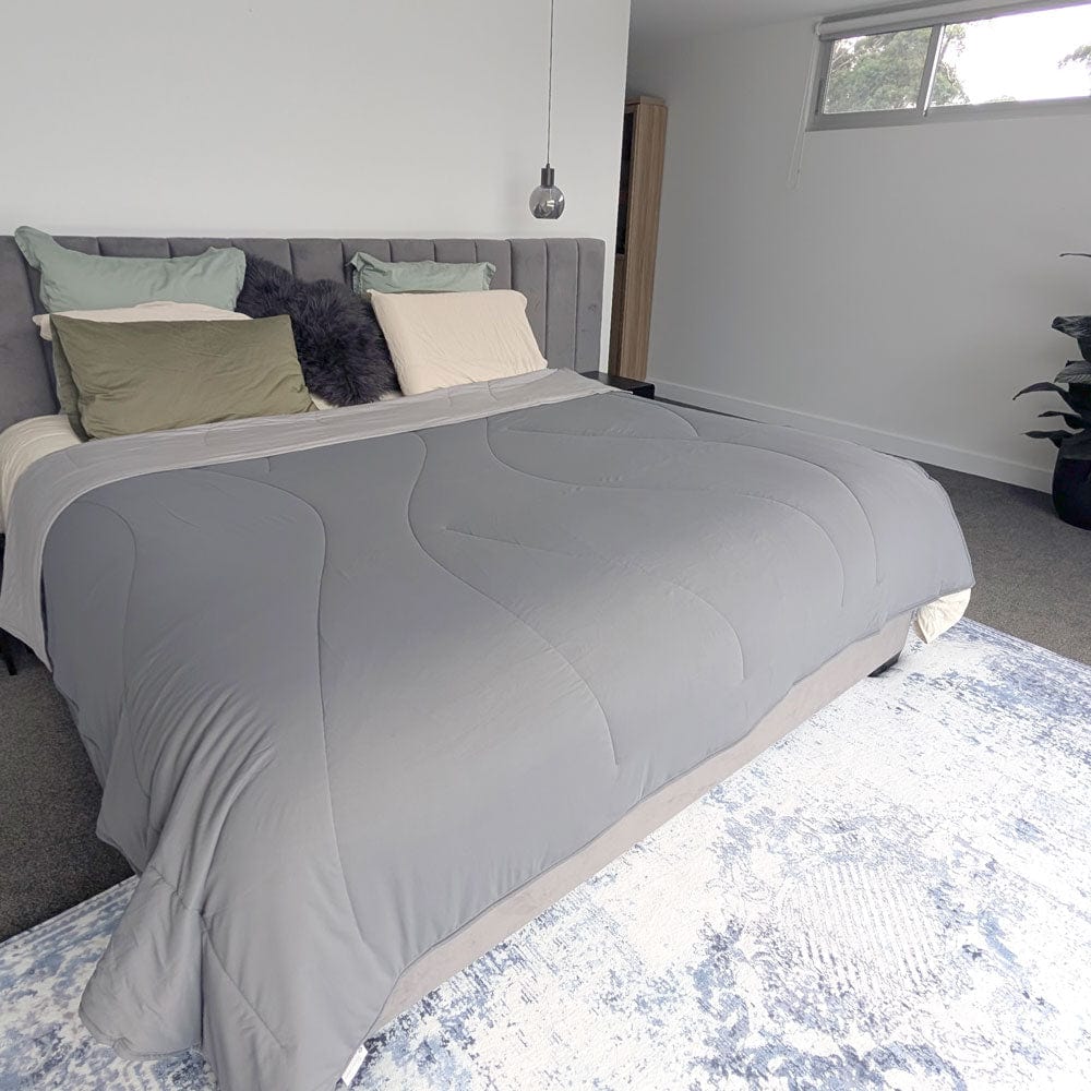 Summer Snooze Premium Cooling Blanket