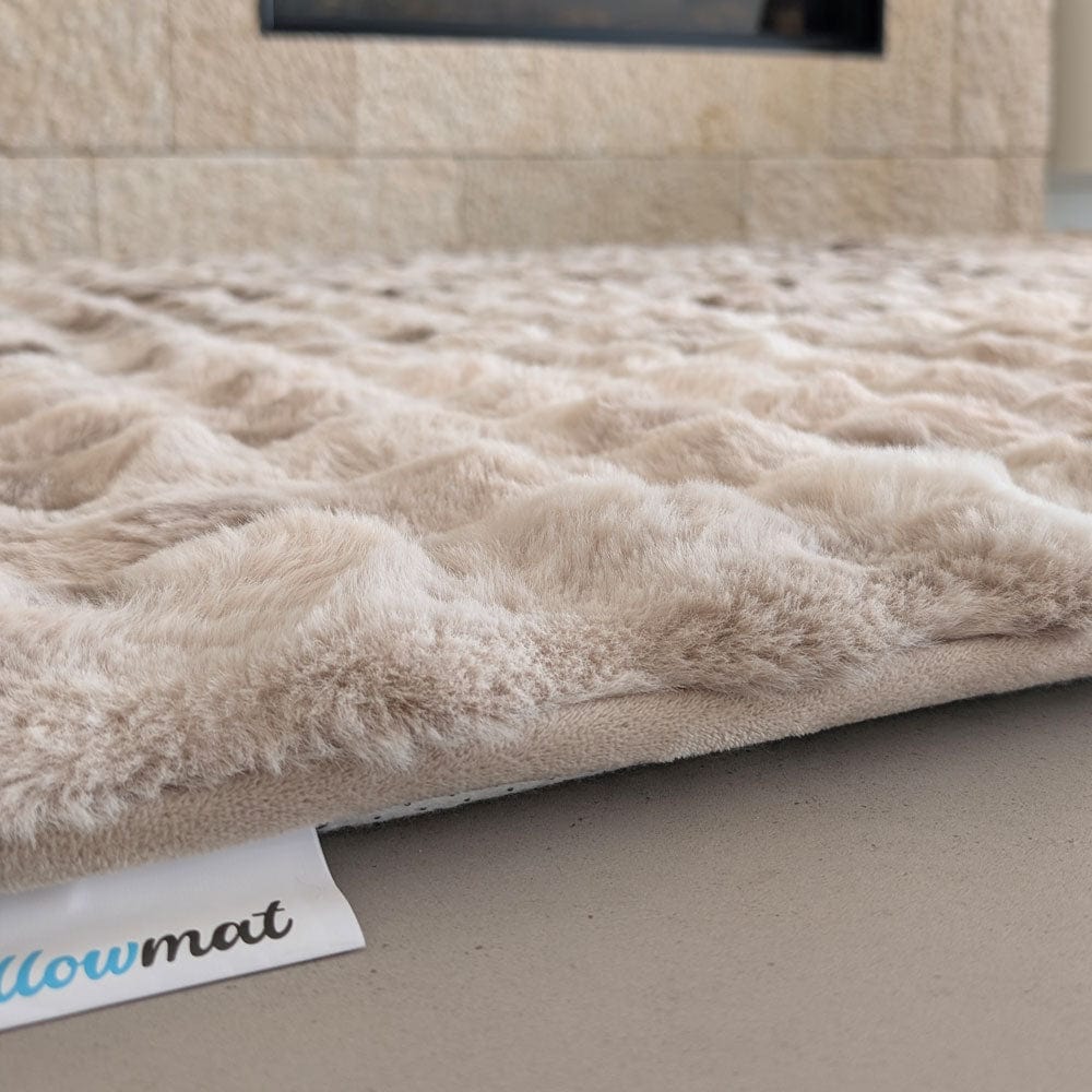 The Mellow Mat® Snow Mink Faux Fur 3D (Soft Touch Sensory Tatami Rug)