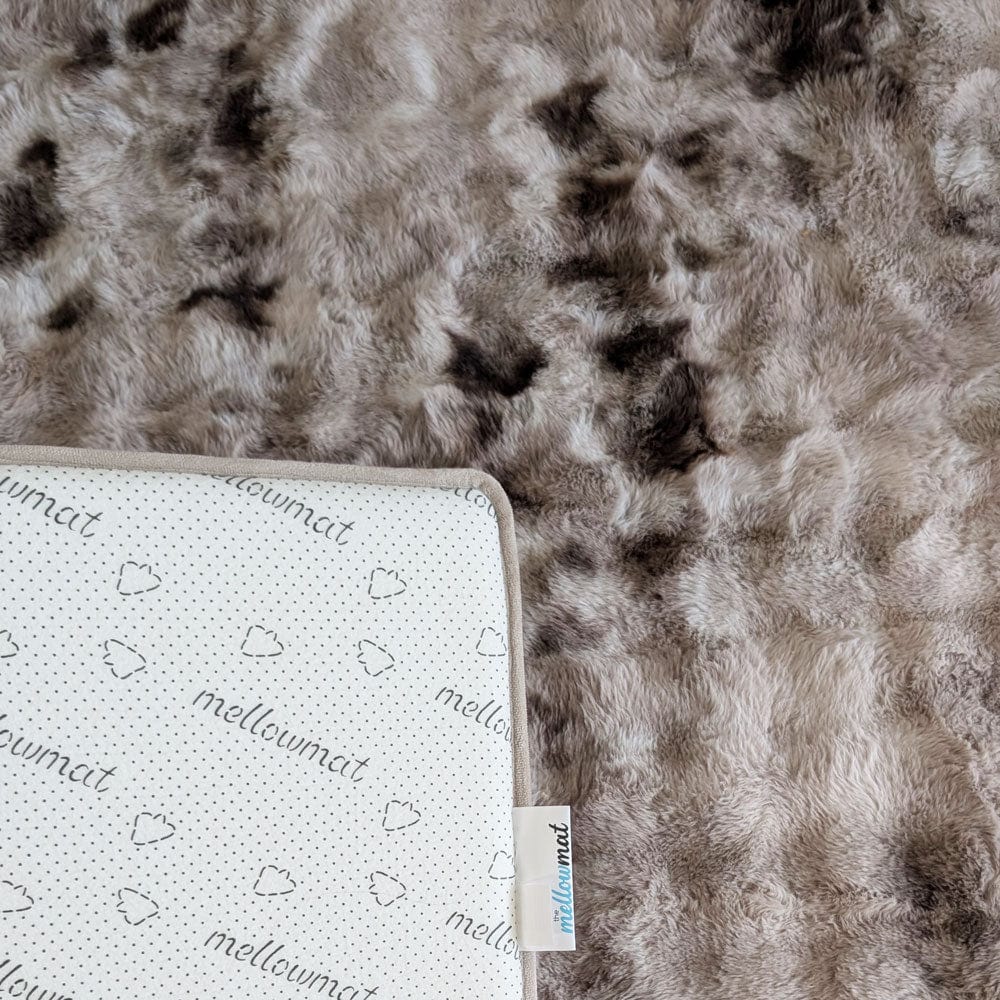 The Mellow Mat® Snow Mink Faux Fur 3D (Soft Touch Sensory Tatami Rug)